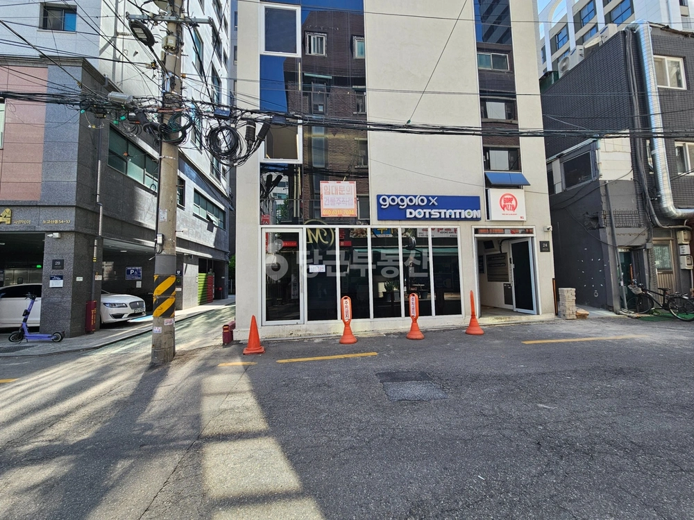 서울특별시 마포구 노고산동 상가 사진 1