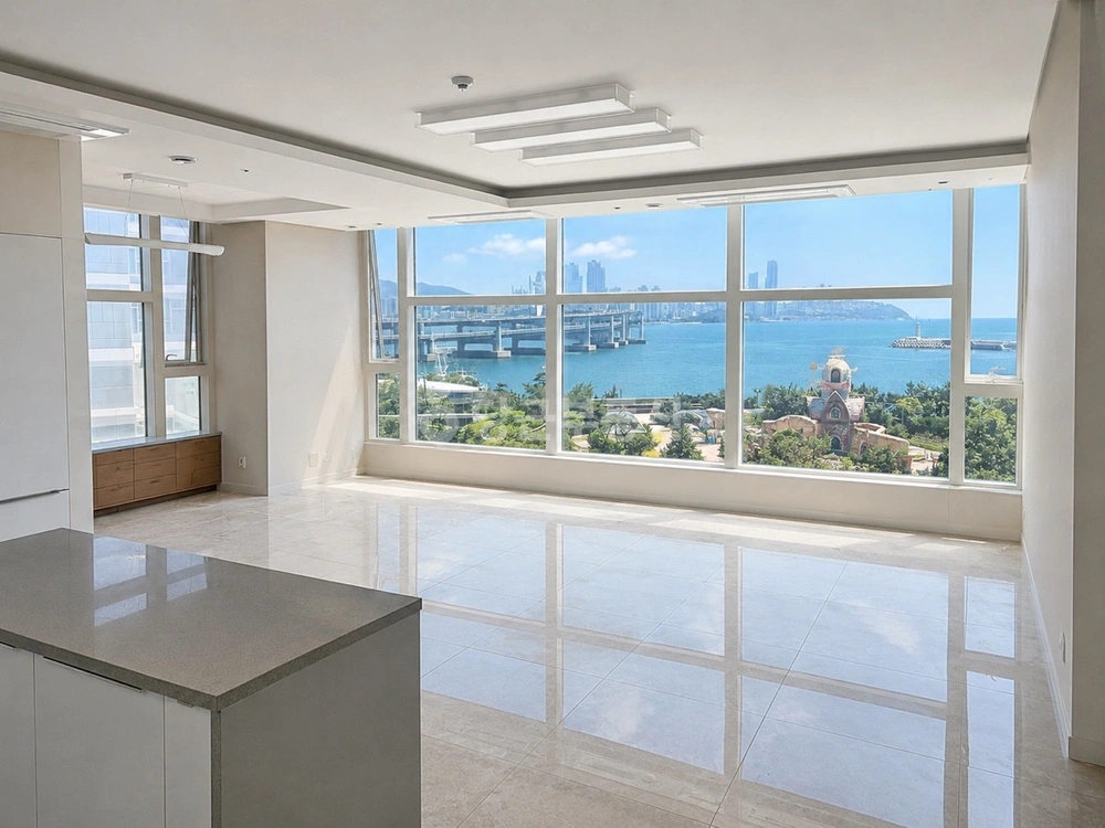 부산광역시 남구 용호동 아파트 사진 1