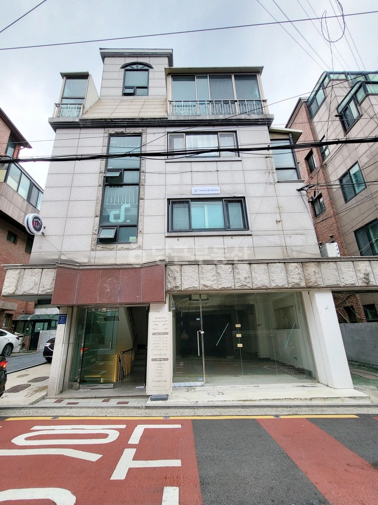 서울특별시 강남구 신사동 건물 사진 1