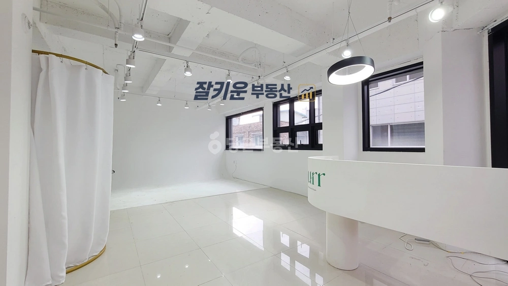 전남광주통합특별시 남구 월산동 상가 사진 1