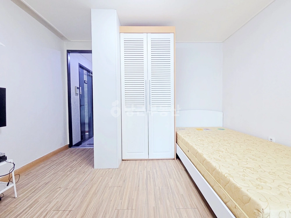부산광역시 남구 대연동 원룸 사진 1