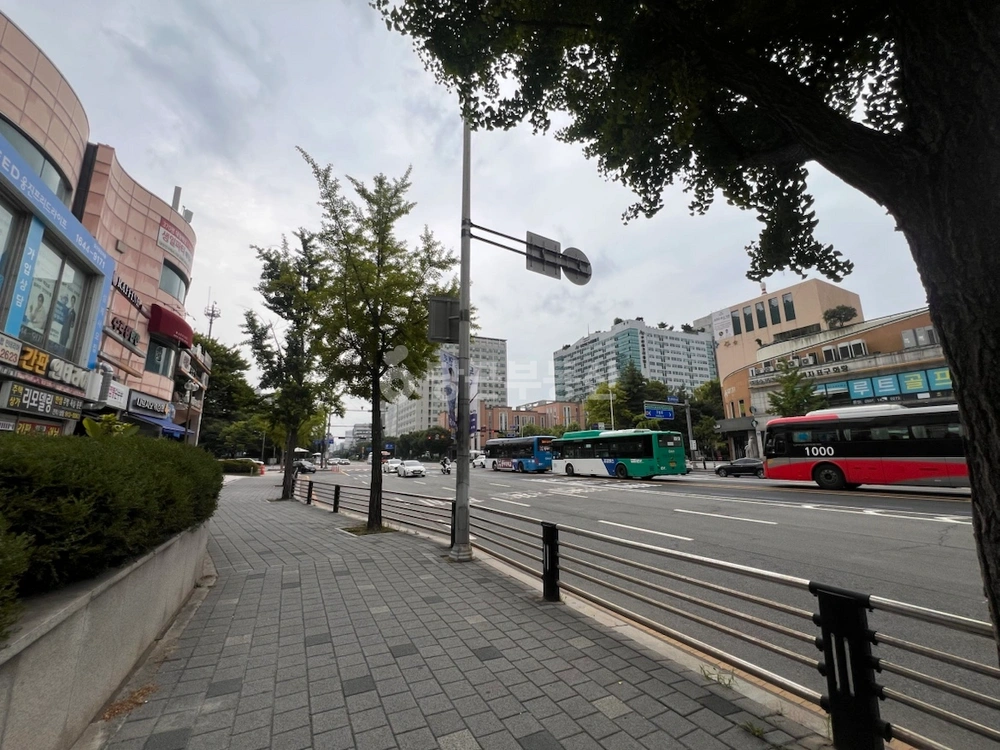 경기도 고양시 일산서구 주엽동 상가 사진 1