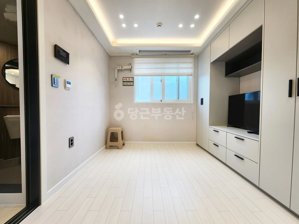 대전광역시 유성구 봉명동 원룸 사진 1