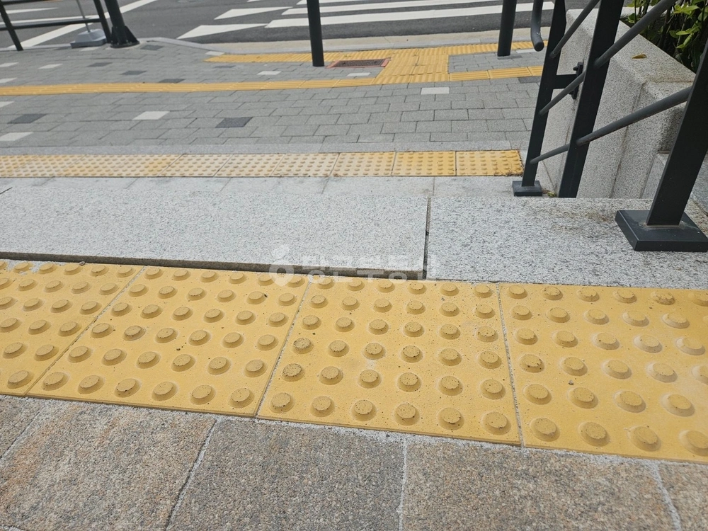 충청남도 천안시 동남구 신부동 아파트 사진 1