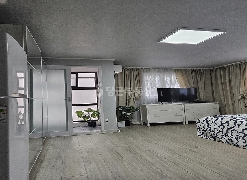 서울특별시 강남구 논현동 원룸 사진 1