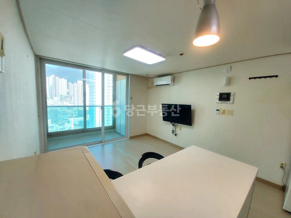 부산광역시 부산진구 전포동 아파트 사진 1