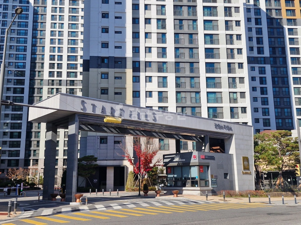 경기도 하남시 감이동 아파트 사진 1
