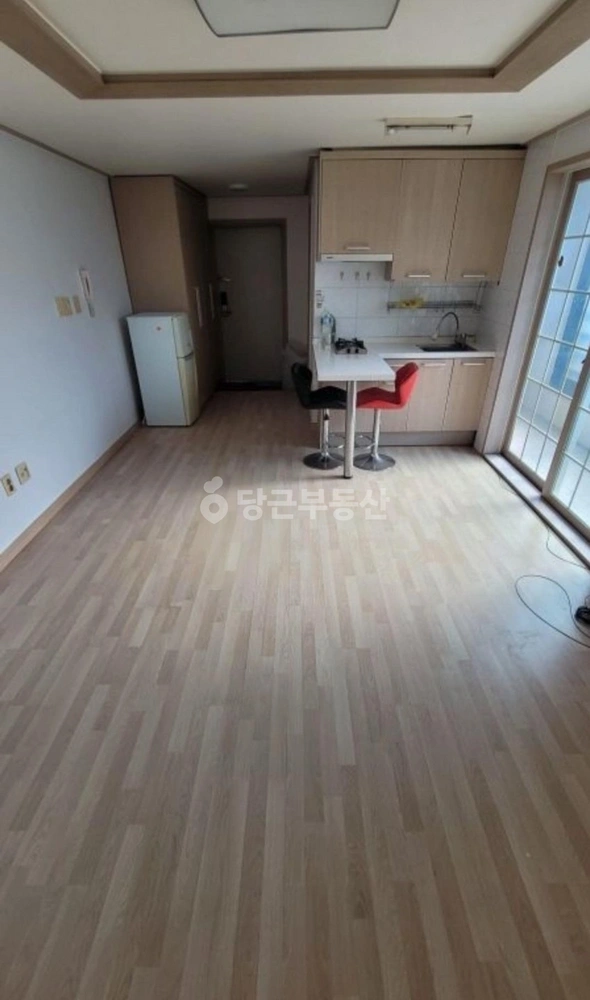 서울특별시 서대문구 창천동 원룸 사진 1