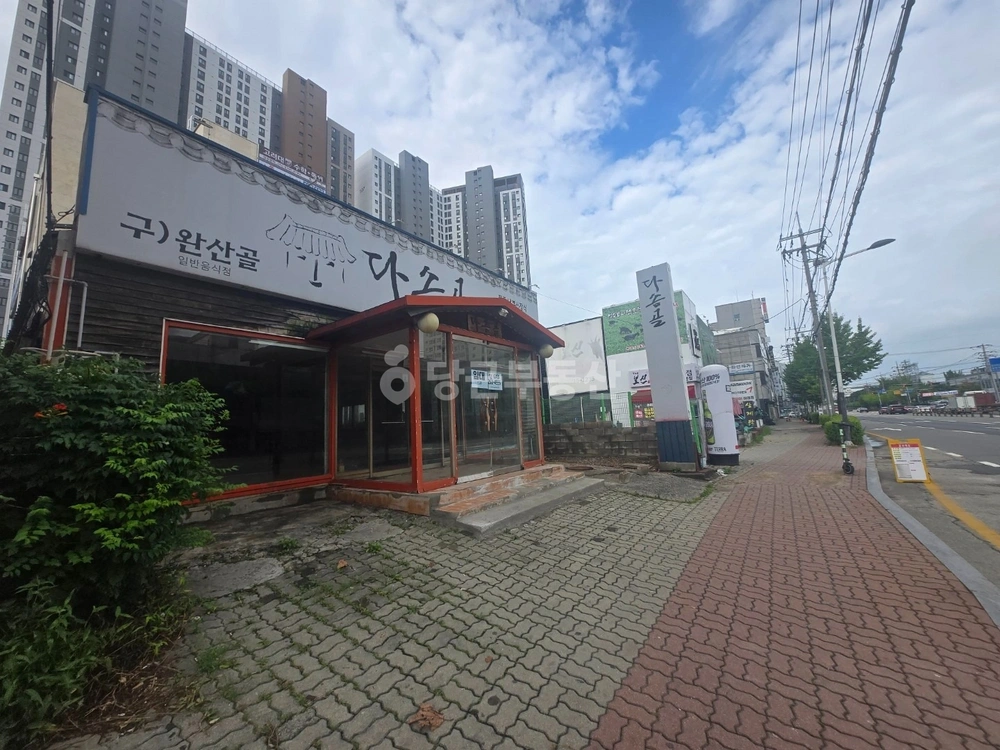충청북도 청주시 흥덕구 봉명동 상가 사진 1