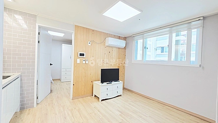 부산광역시 수영구 민락동 원룸 사진 1