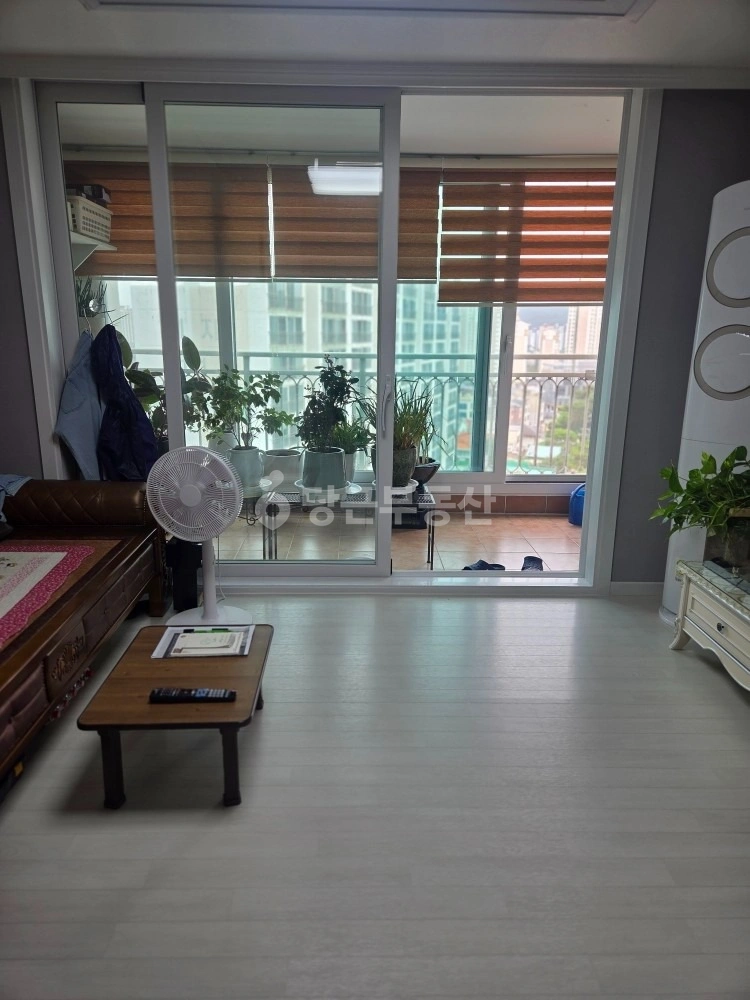 대전광역시 유성구 상대동 아파트 사진 1
