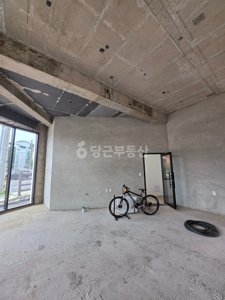 제주특별자치도 제주시 연동 상가 사진 1