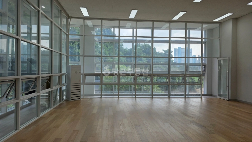 경기도 고양시 덕양구 향동동 공장/창고 사진 1