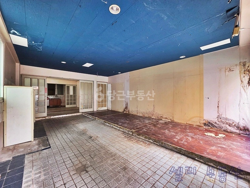 대전광역시 유성구 봉산동 상가 사진 1