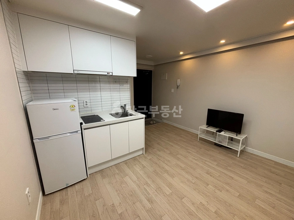 전북특별자치도 전주시 덕진구 우아동3가 원룸 사진 1