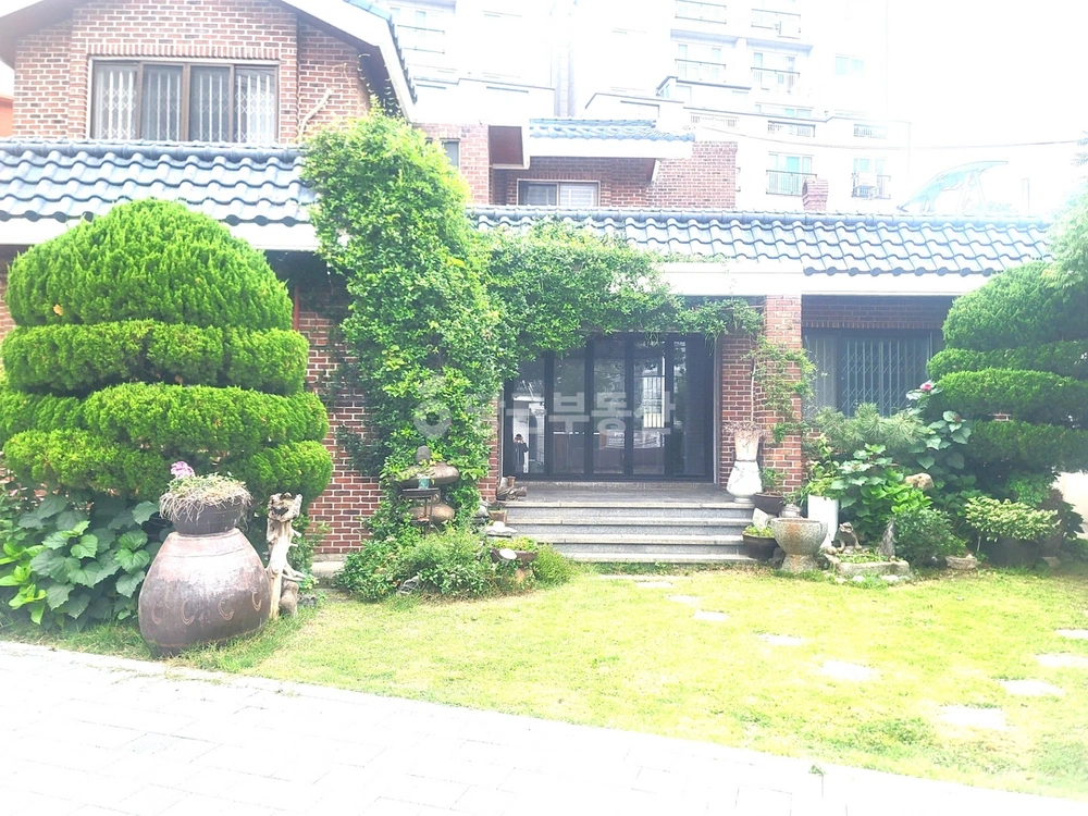 부산광역시 동래구 온천동 상가 사진 1
