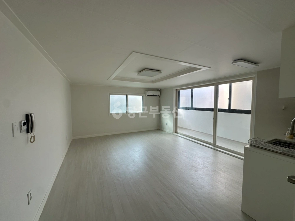 서울특별시 강남구 역삼동 원룸 사진 1
