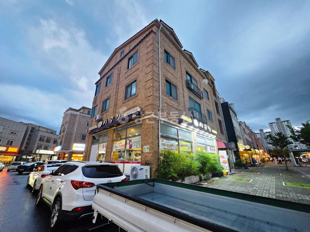 대전광역시 유성구 관평동 상가 사진 1