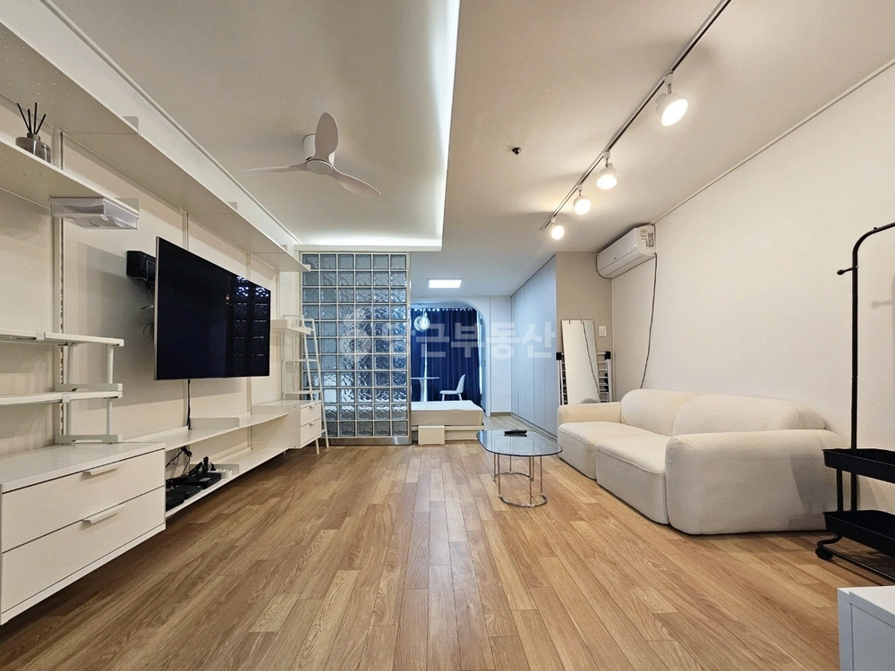 서울특별시 강남구 논현동 아파트 사진 1