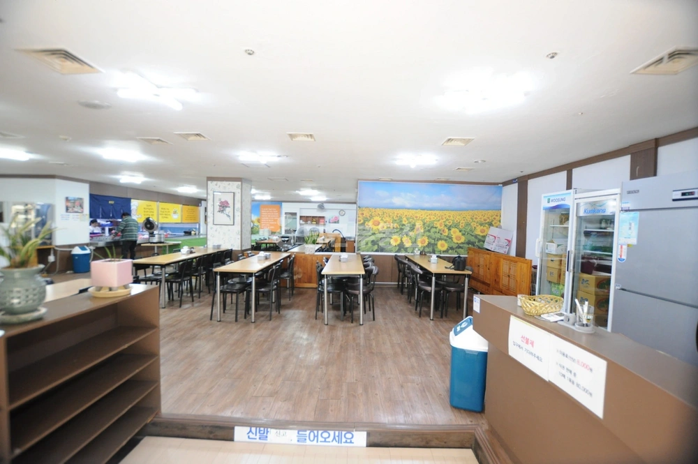 대전광역시 서구 둔산동 상가 사진 1
