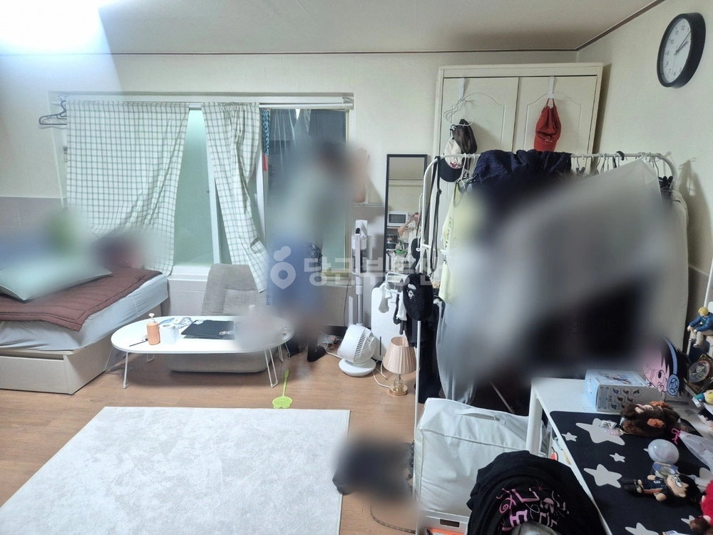 서울특별시 서대문구 창천동 원룸 사진 1