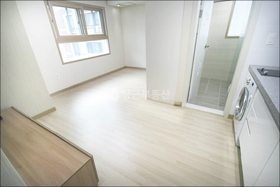서울특별시 강남구 역삼동 원룸 사진 1