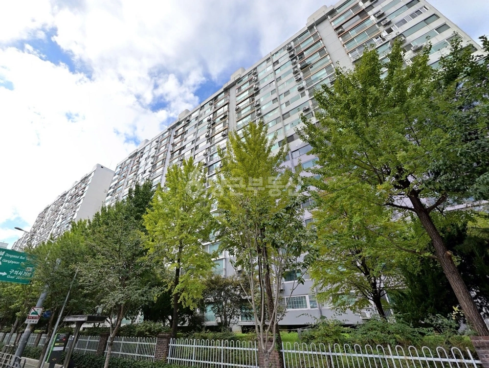 서울특별시 광진구 광장동 아파트 사진 1