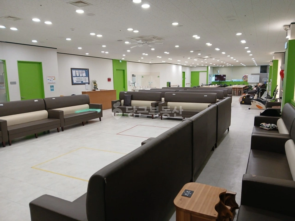 경기도 고양시 일산동구 장항동 상가 사진 1