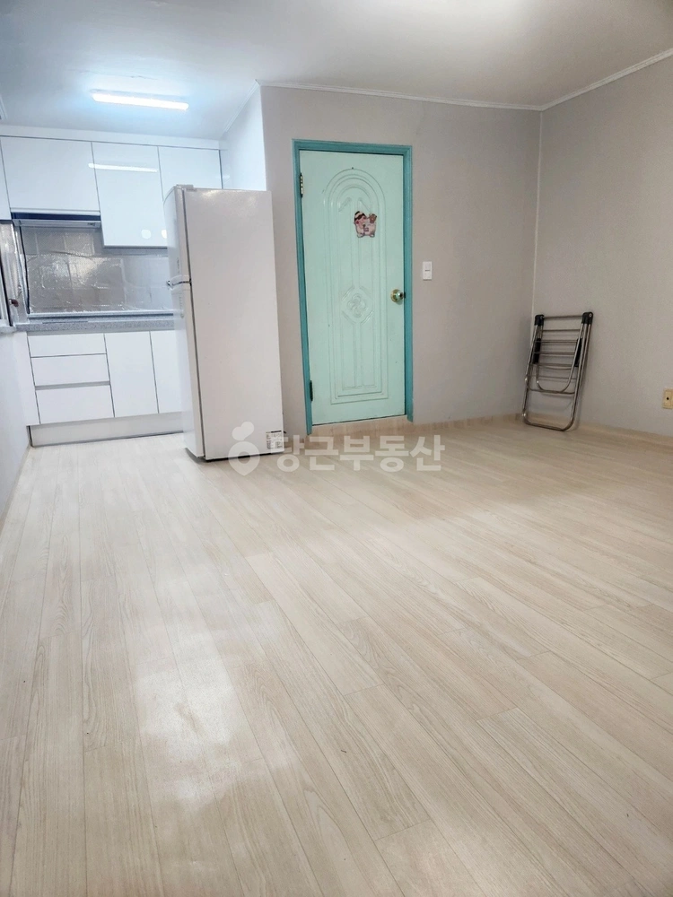 서울특별시 서대문구 연희동 원룸 사진 1