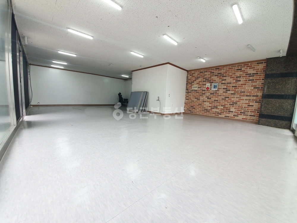 대구광역시 수성구 두산동 상가 사진 1