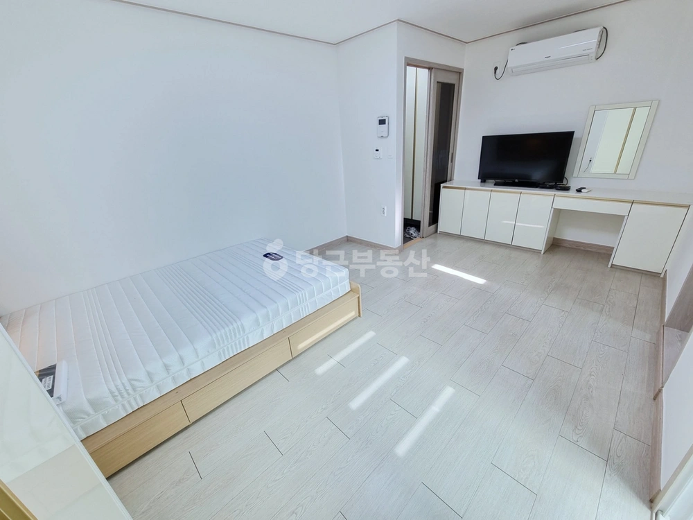 부산광역시 연제구 연산동 원룸 사진 1