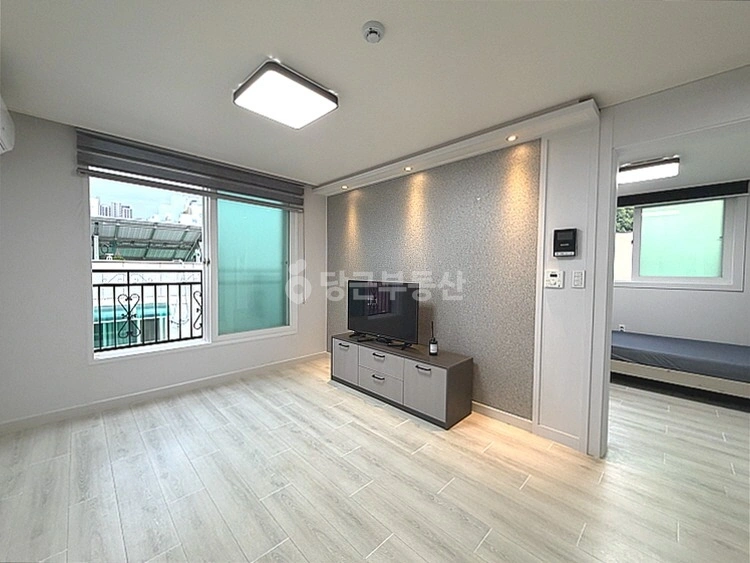대전광역시 서구 용문동 원룸 사진 1