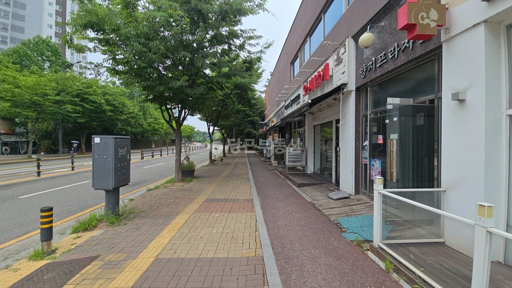 경기도 파주시 와동동 상가 사진 1
