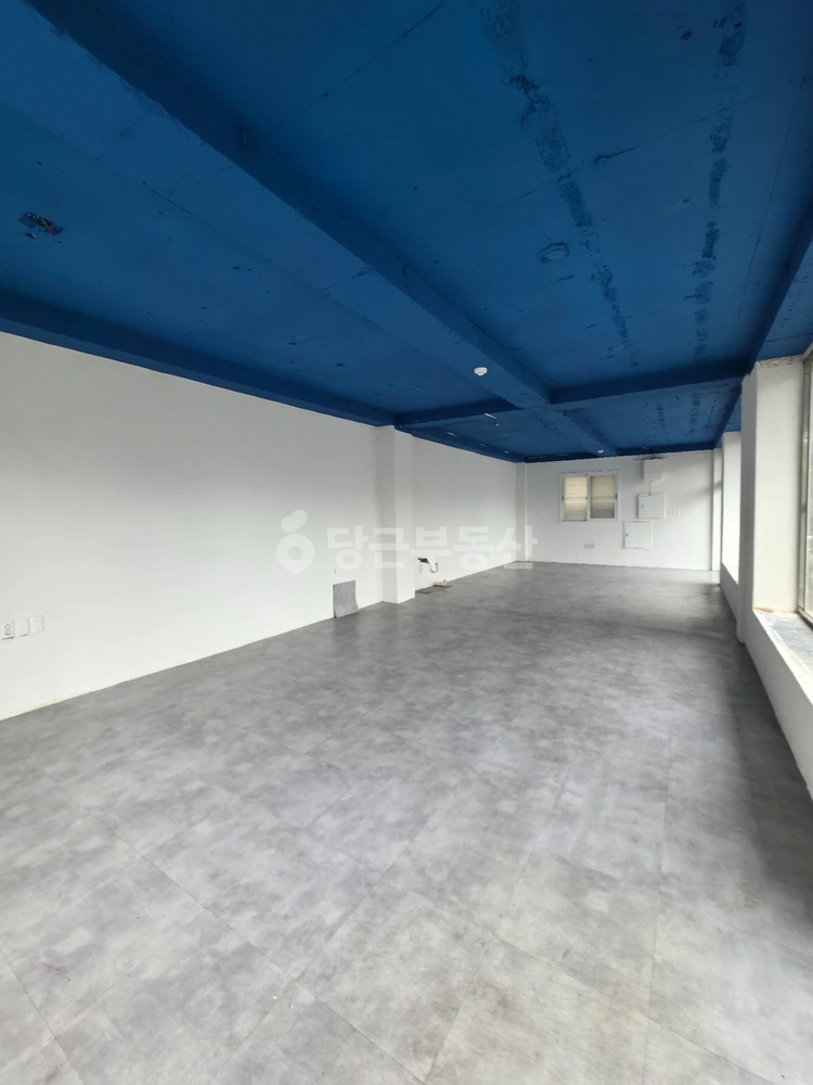 경상남도 창원시 성산구 중앙동 상가 사진 1