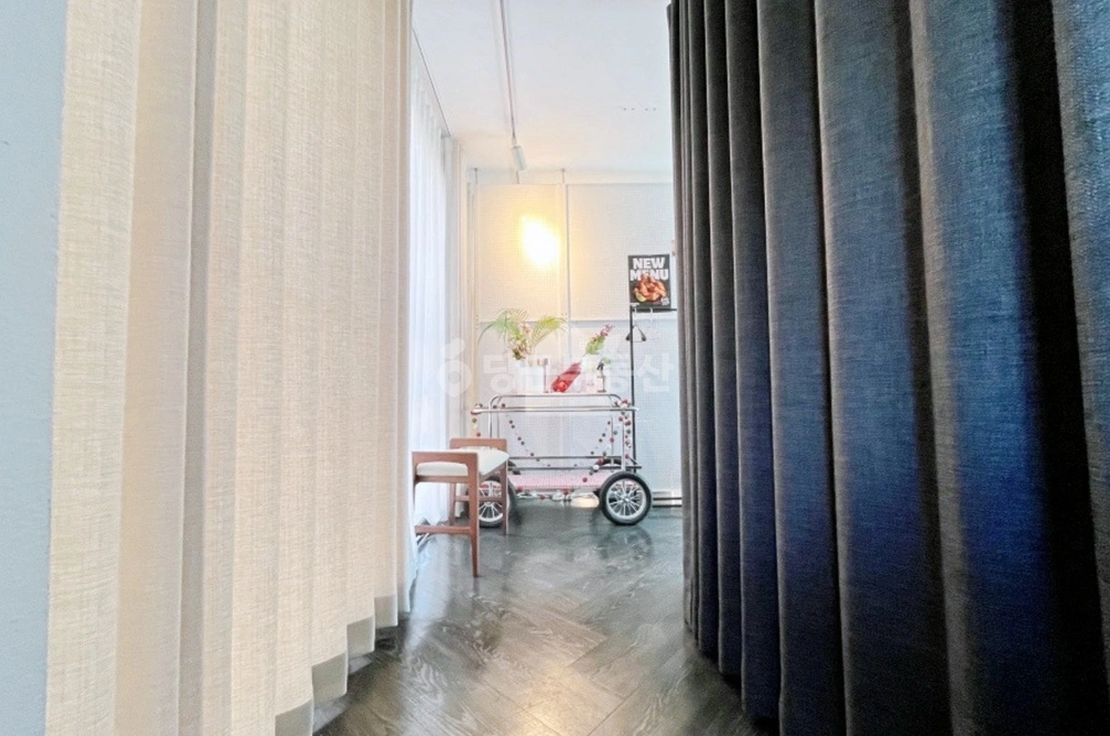서울특별시 강남구 논현동 상가 사진 1