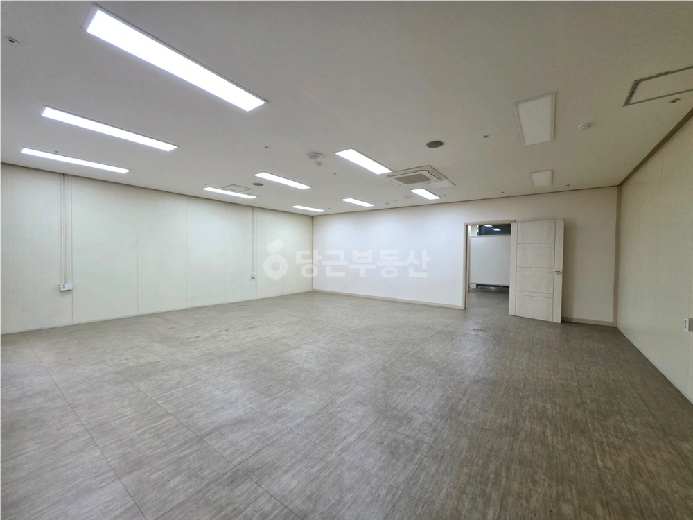충청남도 천안시 서북구 두정동 상가 사진 1