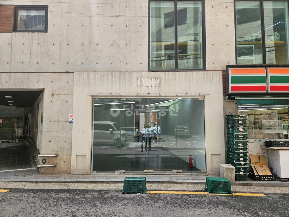 서울특별시 마포구 서교동 상가 사진 1