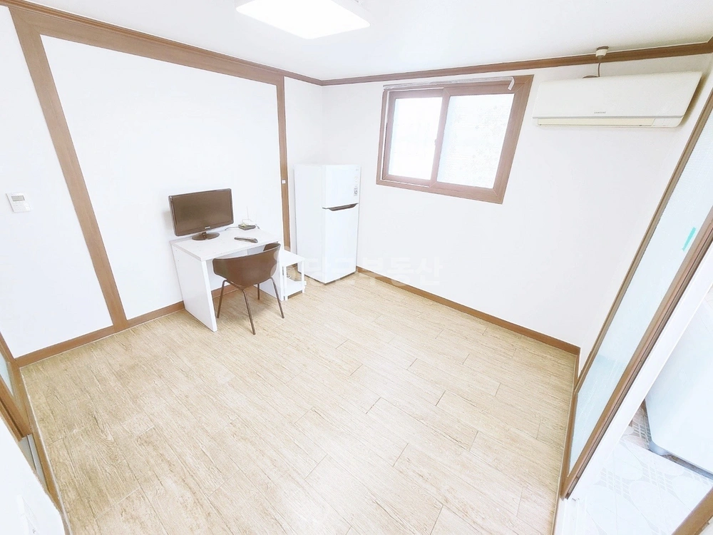 울산광역시 남구 야음동 원룸 사진 1
