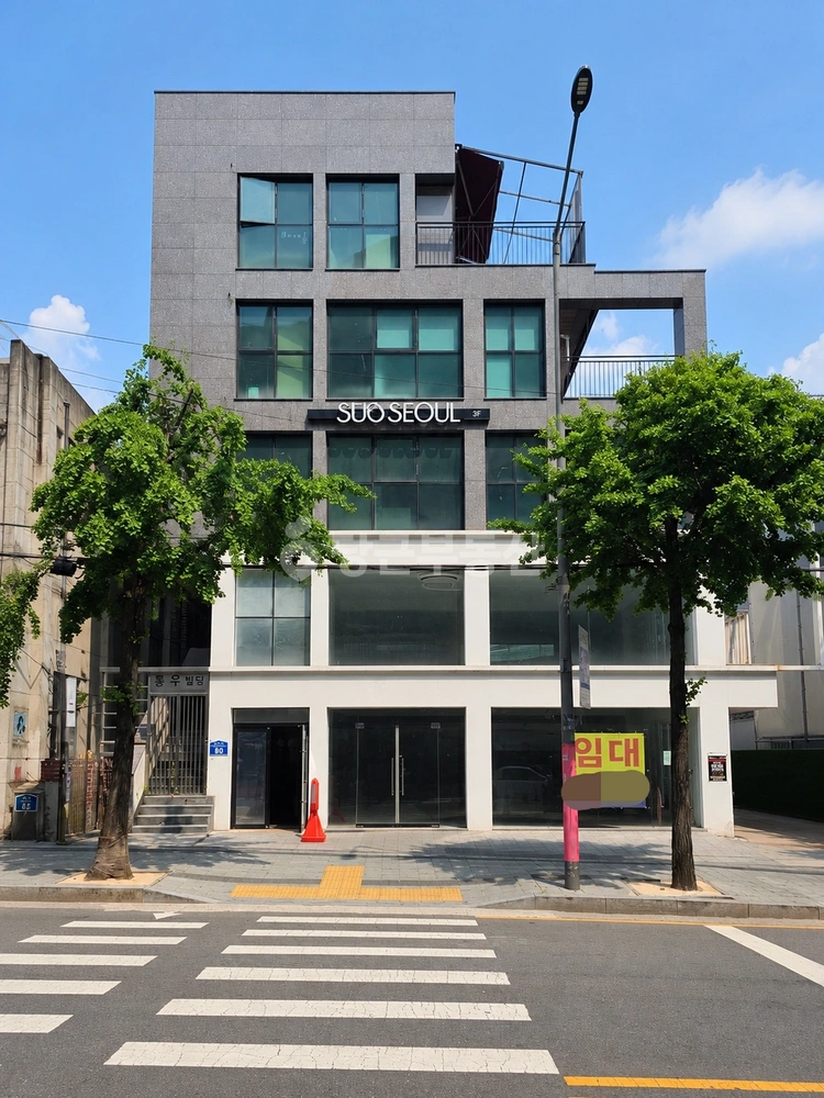 서울특별시 마포구 서교동 상가 사진 1