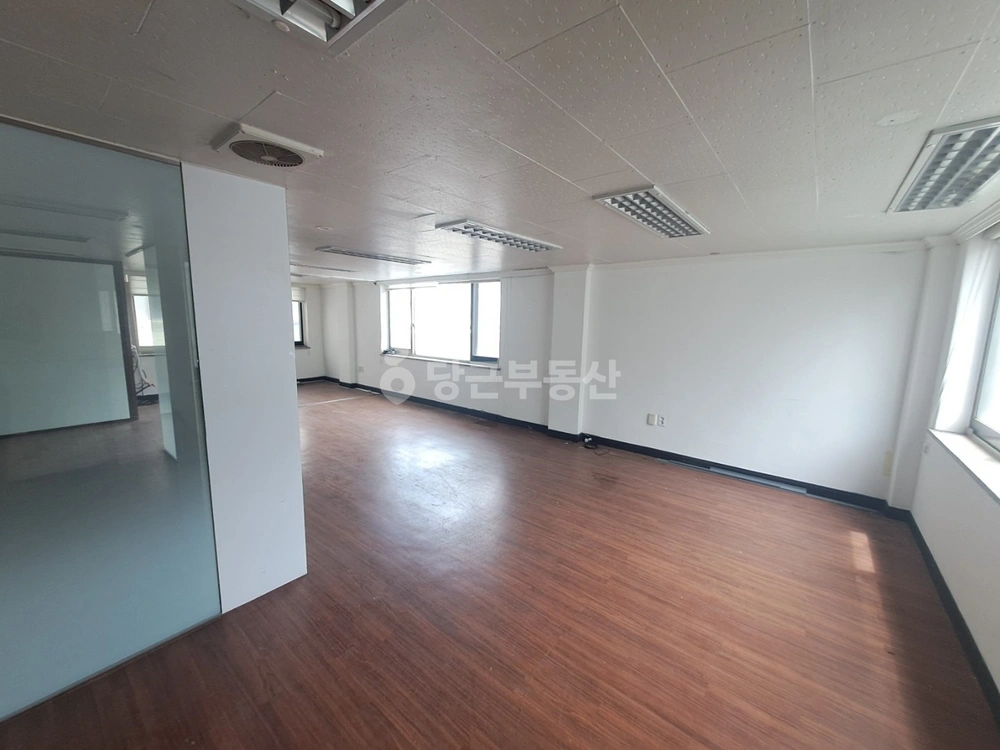 서울특별시 강남구 신사동 사무실 사진 1