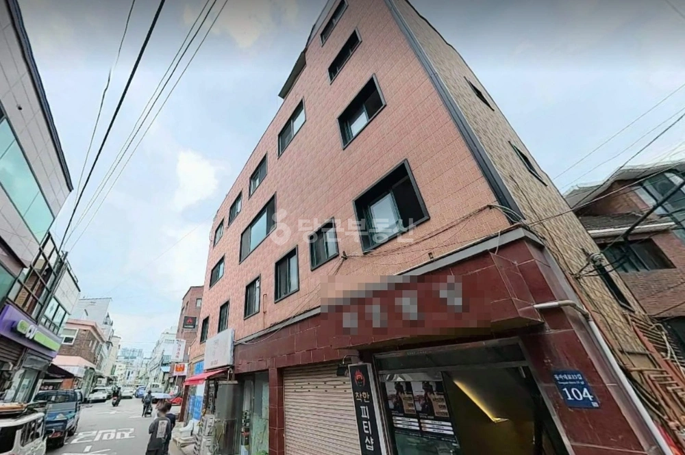 서울특별시 동작구 사당동 건물 사진 1