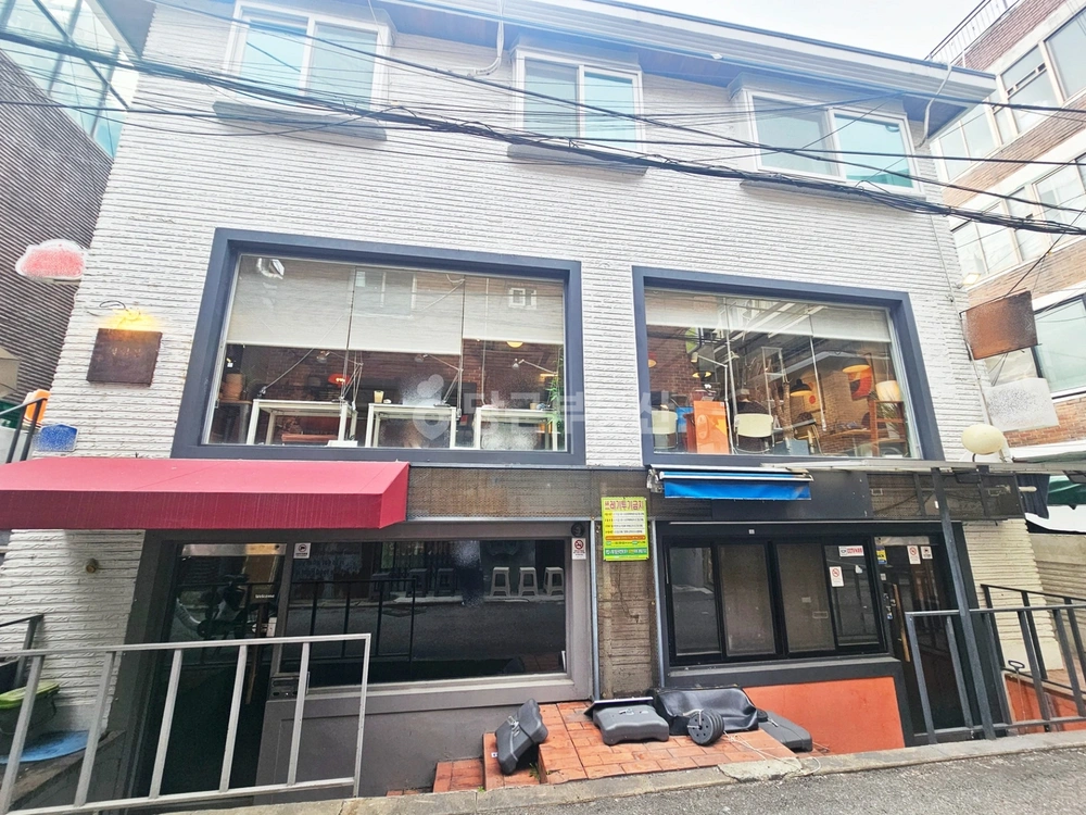 서울특별시 마포구 서교동 상가 사진 1