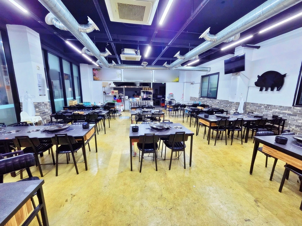 전북특별자치도 전주시 덕진구 송천동1가 상가 사진 1