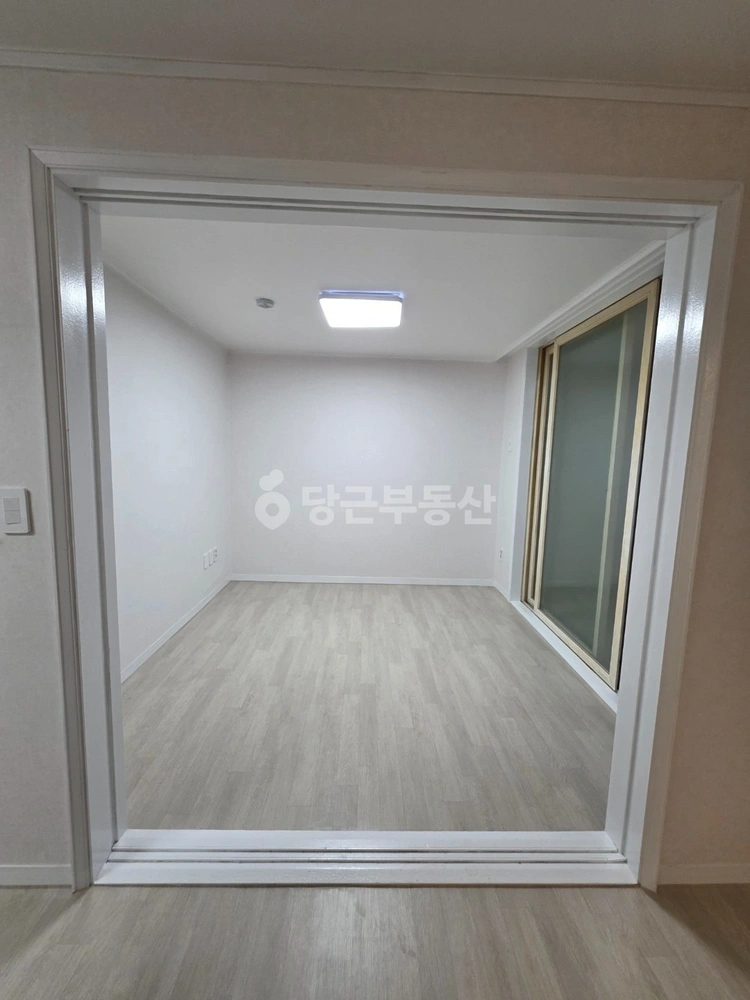 부산광역시 사하구 구평동 아파트 사진 1