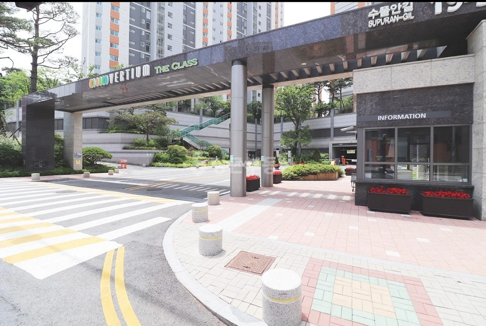 경기도 시흥시 조남동 아파트 사진 1