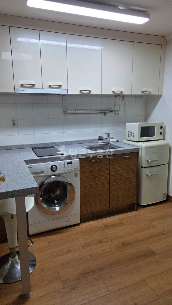 서울특별시 강남구 논현동 원룸 사진 1