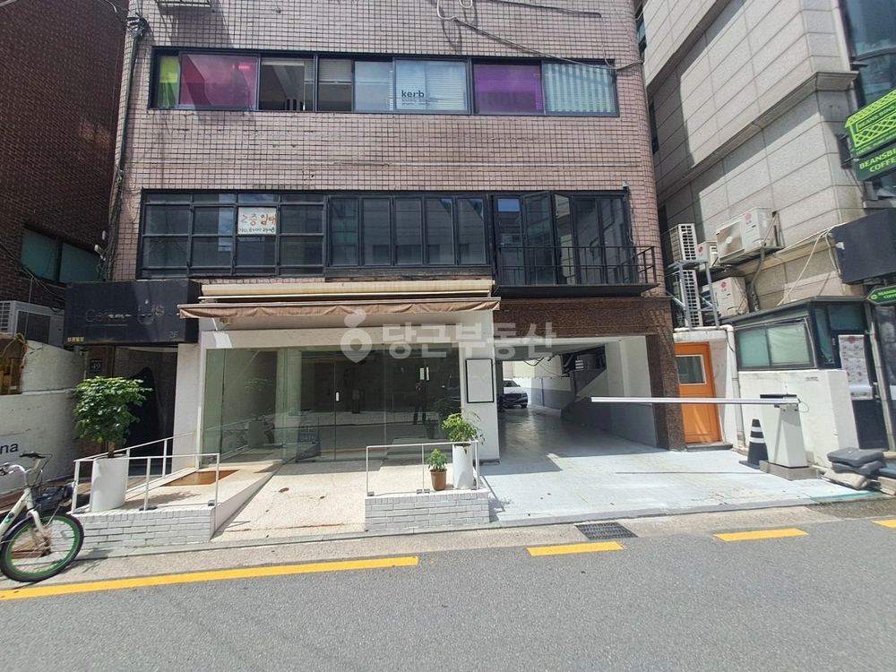 서울특별시 강남구 신사동 상가 사진 1
