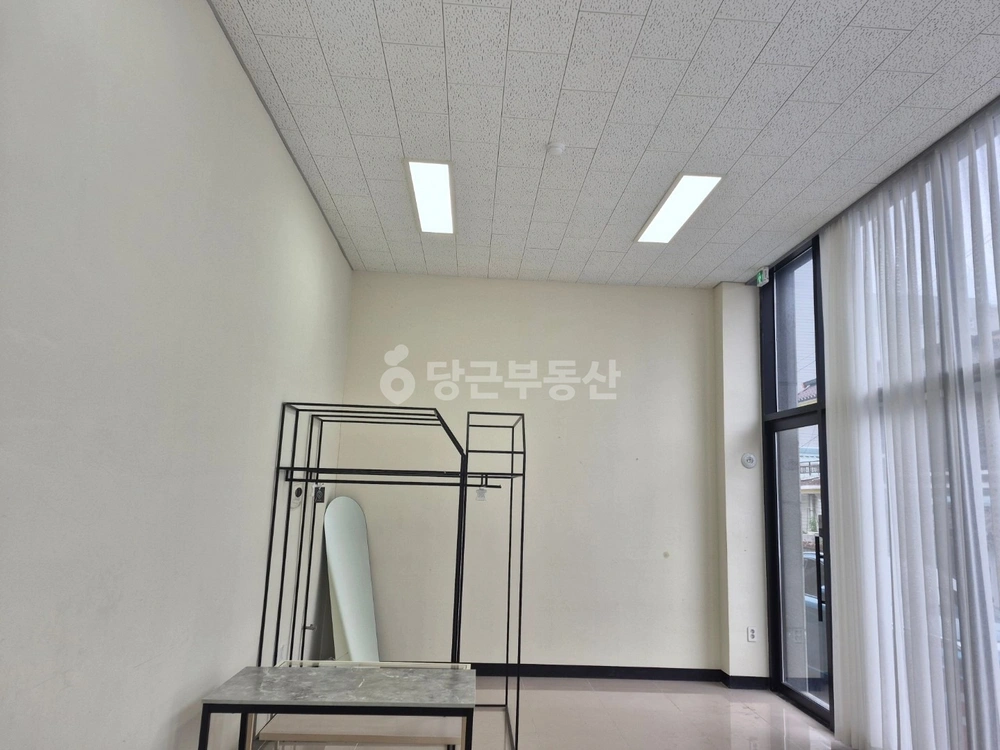 전남광주통합특별시 남구 월산동 상가 사진 1