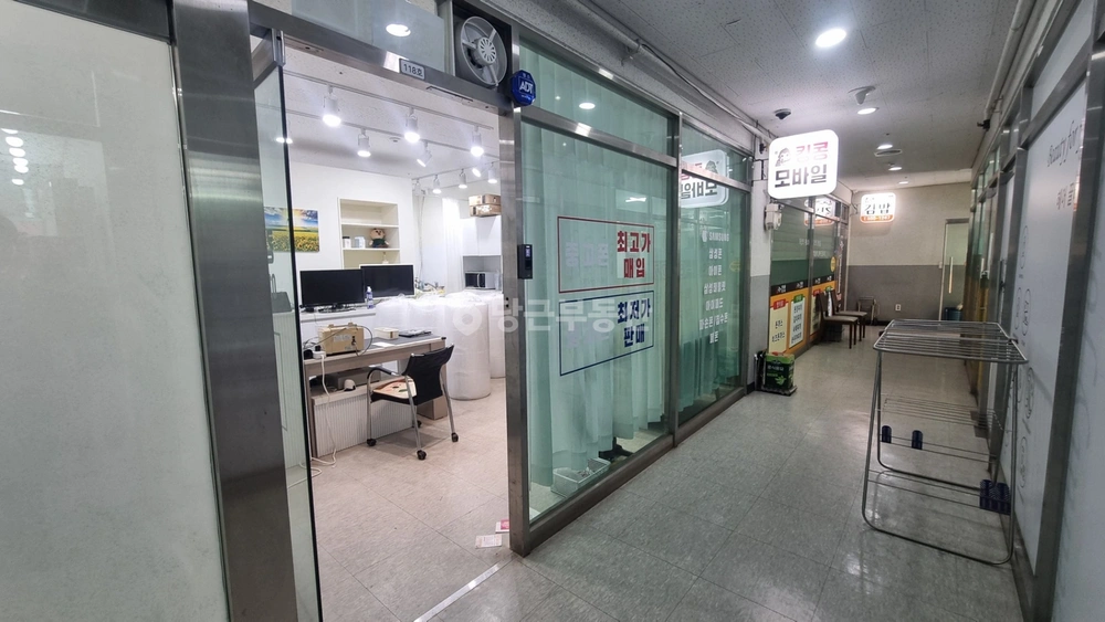 충청남도 천안시 동남구 신부동 상가 사진 1