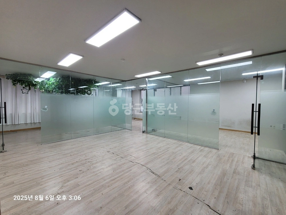 충청남도 천안시 동남구 신부동 사무실 사진 1